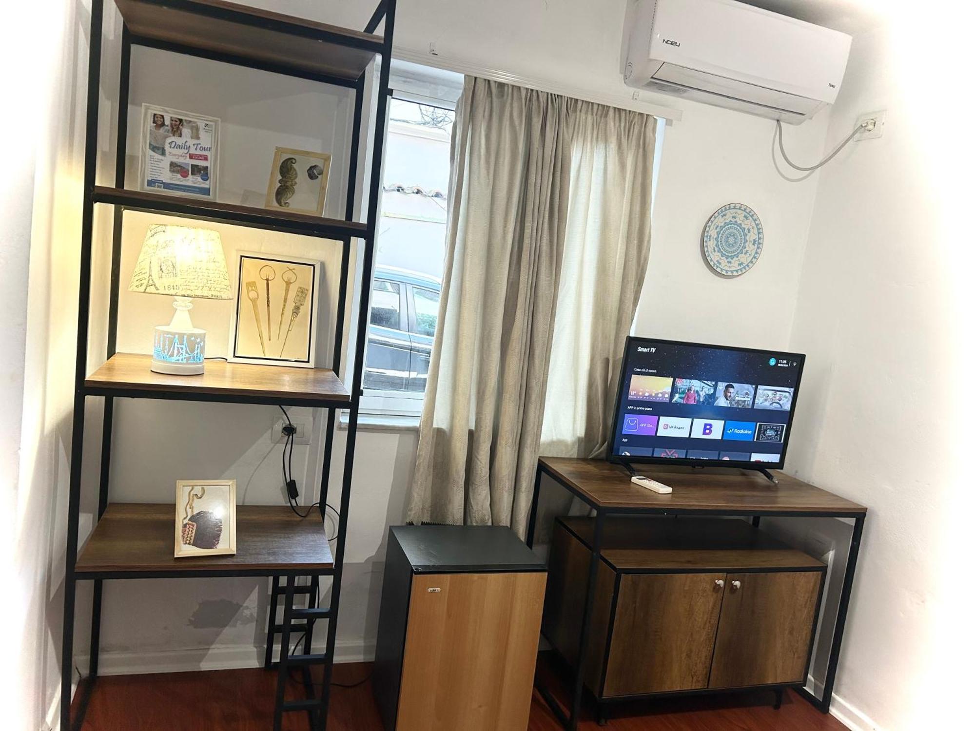 Budget Retreat Tirana & Studios エクステリア 写真