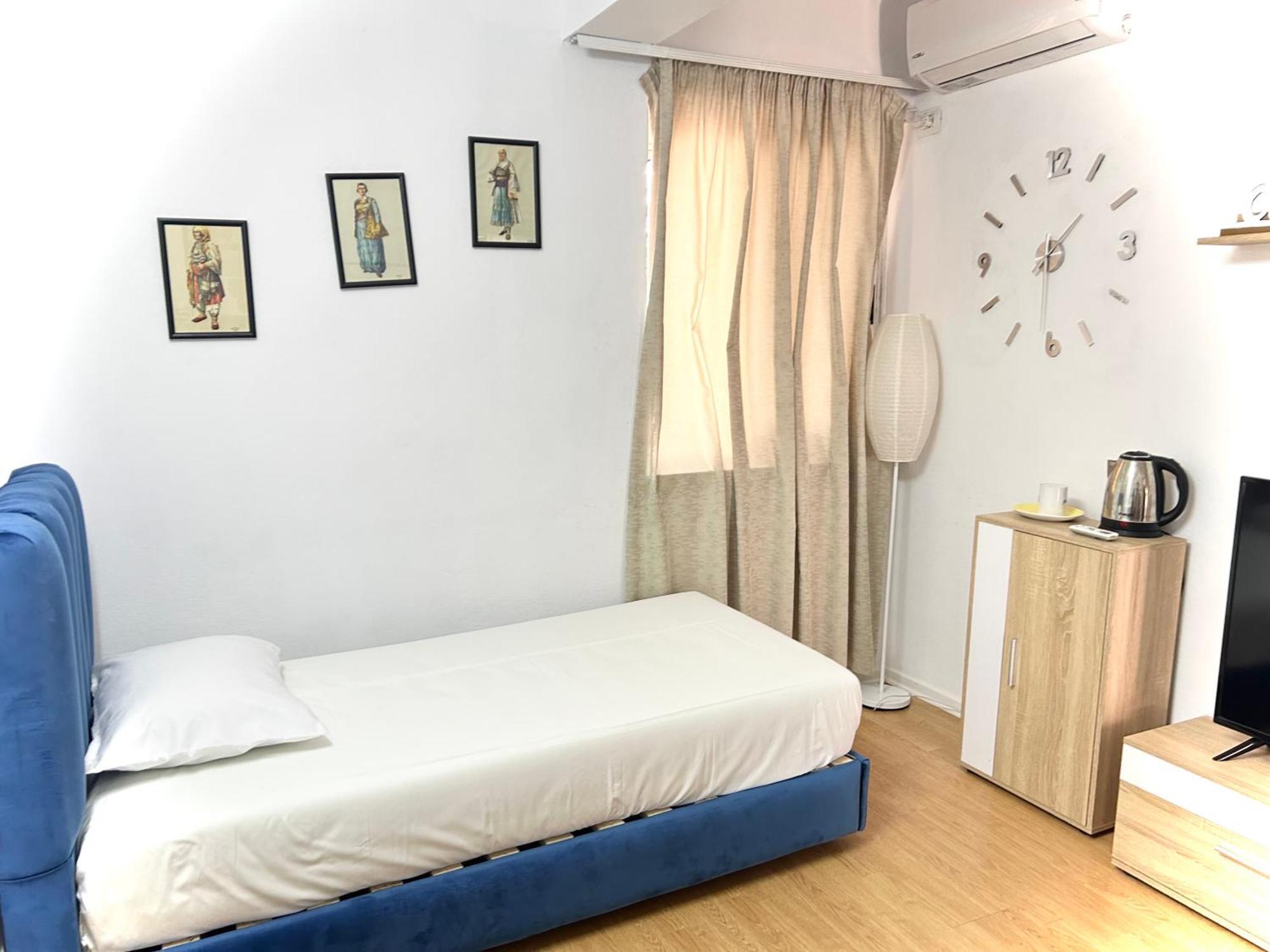 Budget Retreat Tirana & Studios エクステリア 写真